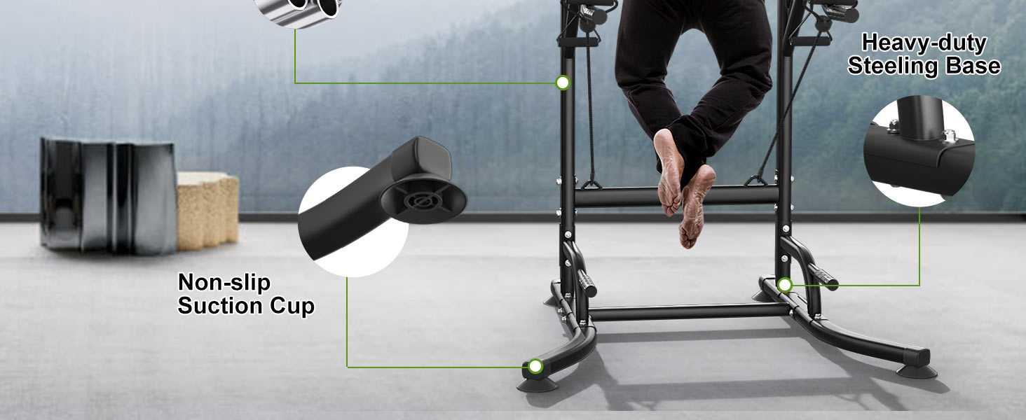 krafttorn med funktioner markerade på ett grått golv.