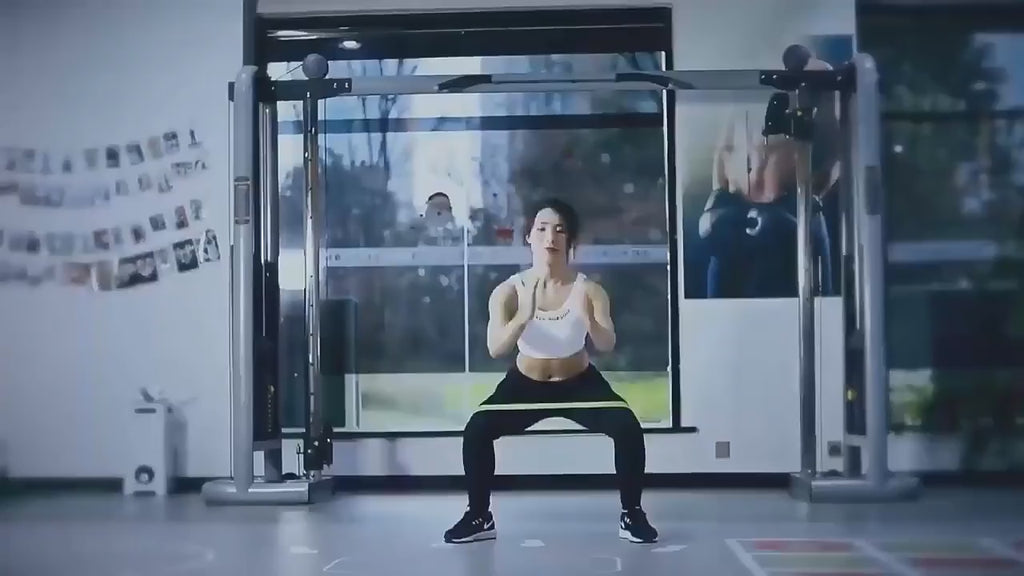 Women doing exercise with Fitvect resistance band